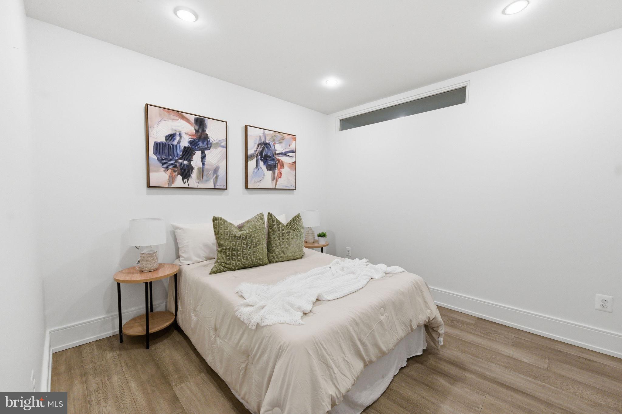 1465 HARVARD STREET NW B101