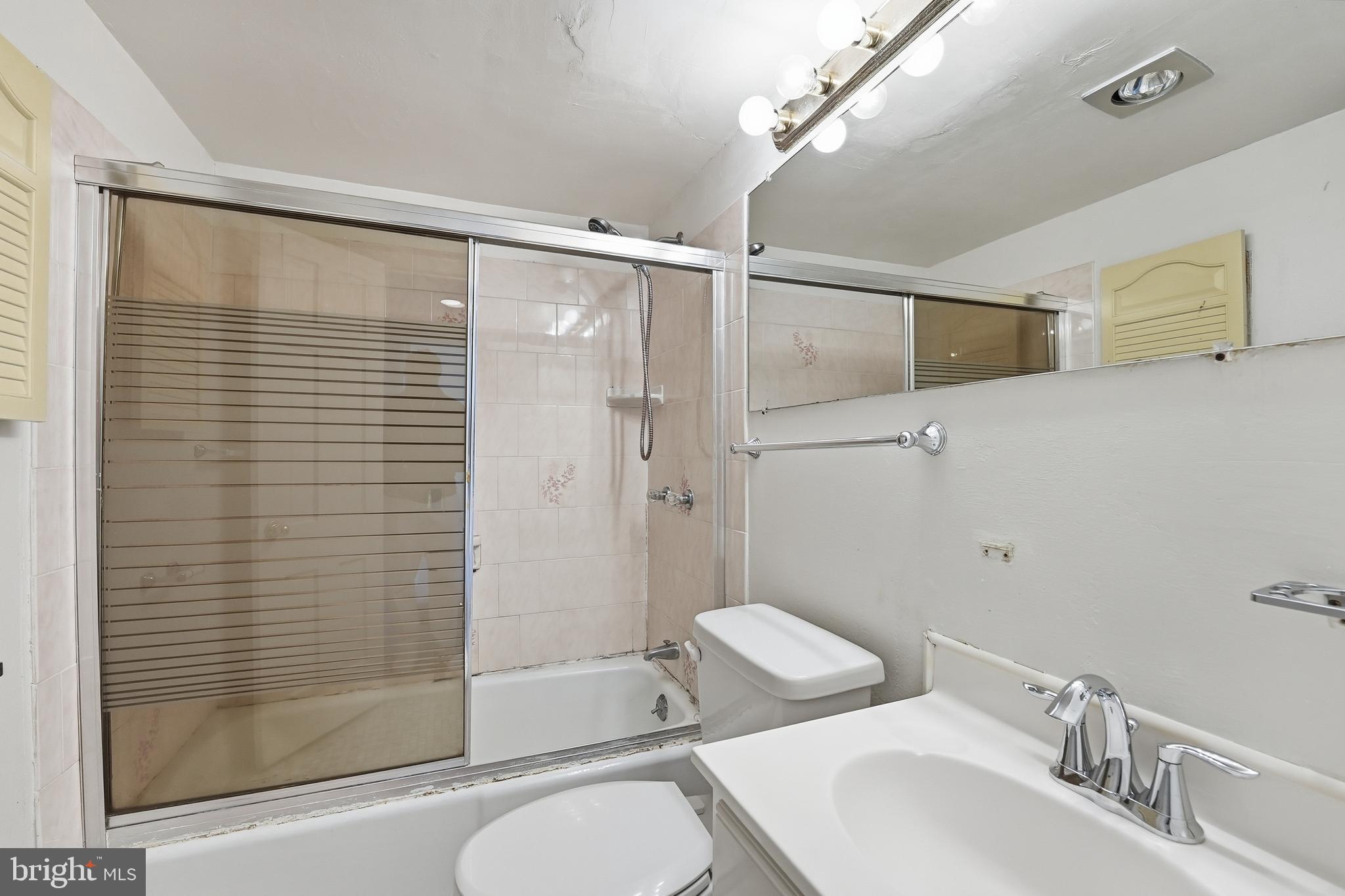 2011 37TH STREET SE 202