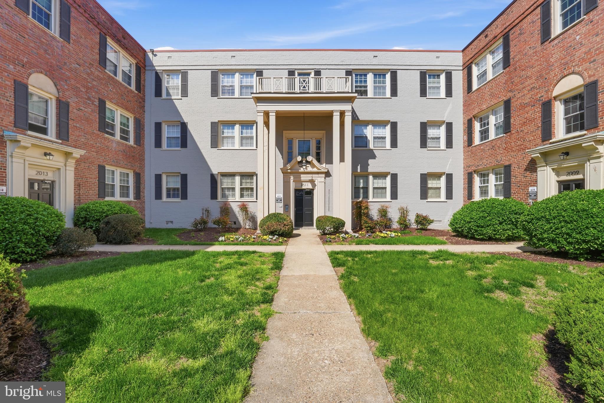 2011 37TH STREET SE 202