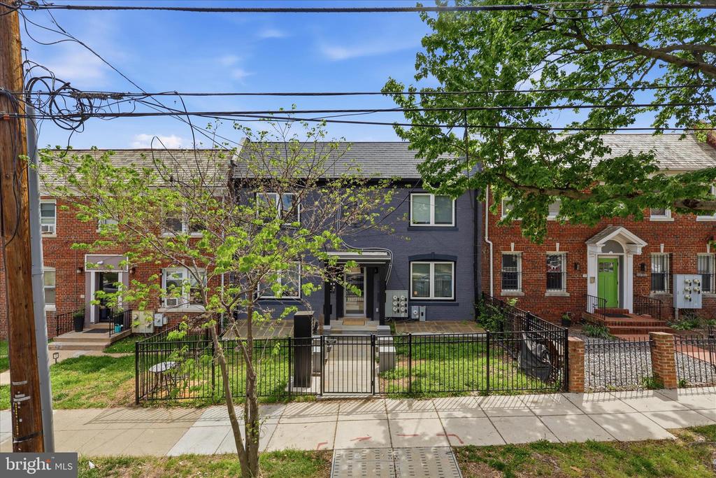 1355 BRYANT STREET NE 2