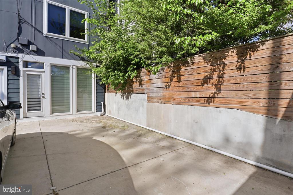 1355 BRYANT STREET NE 2