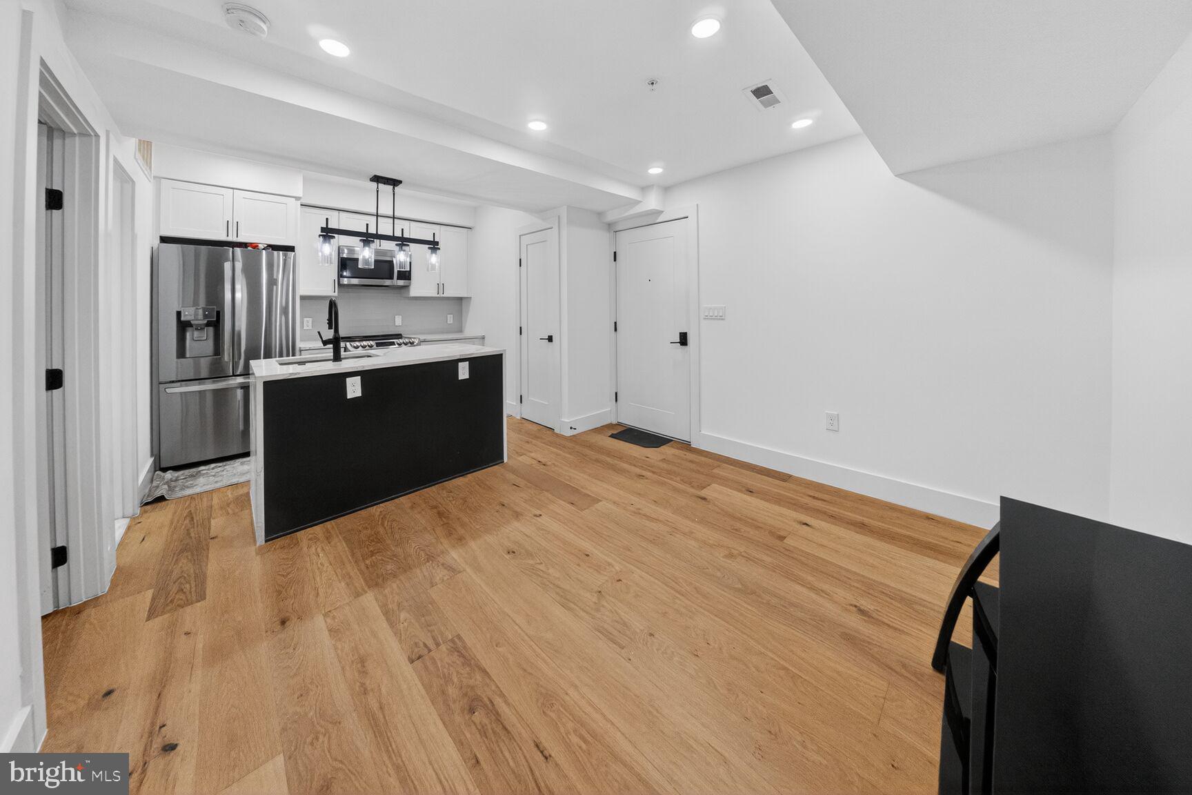 927 KENNEDY STREET NW B02