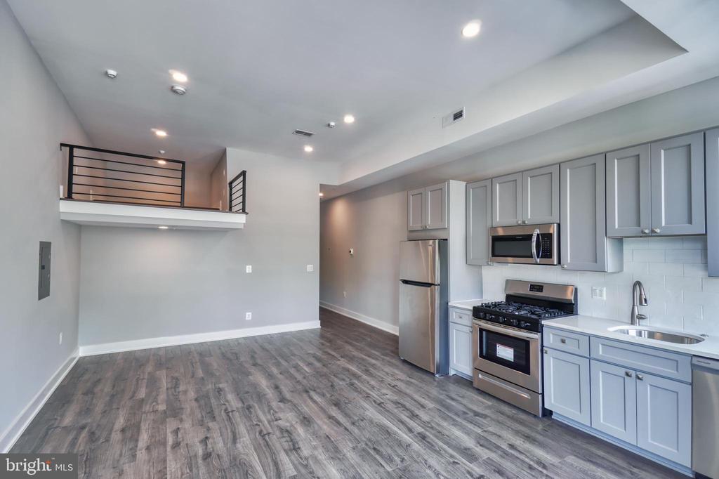 2013 BENNING ROAD NE 5