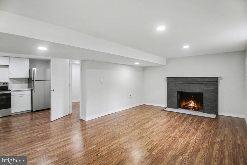 3243 MASSACHUSETTS AVENUE SE