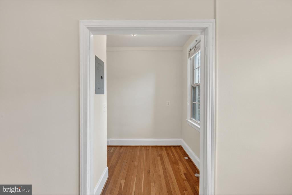 1301 LONGFELLOW STREET NW