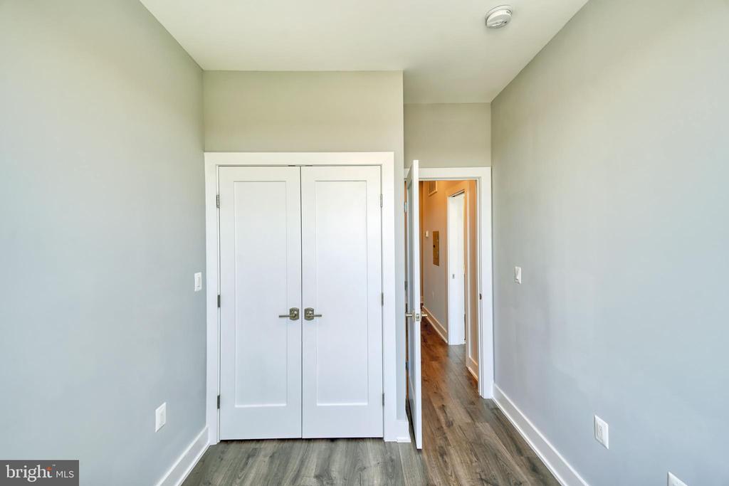 2013 BENNING ROAD NE 8