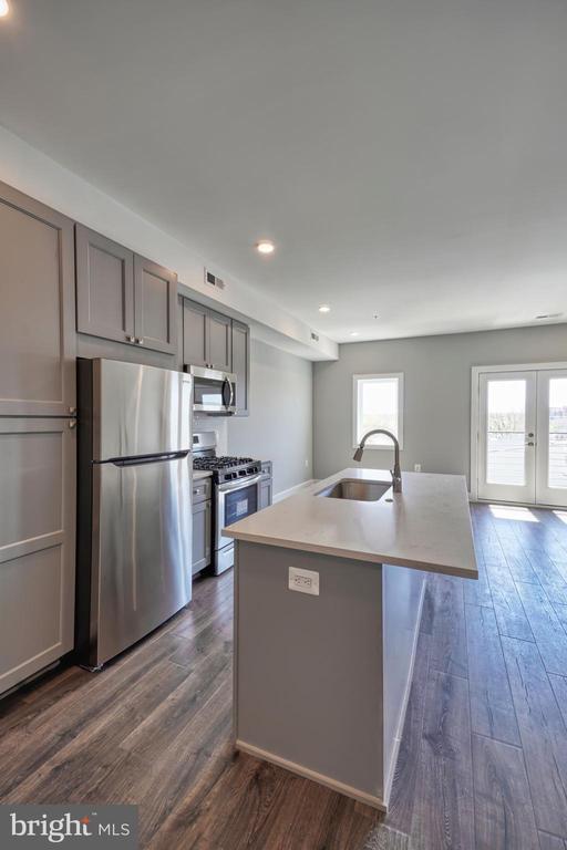 2013 BENNING ROAD NE 8