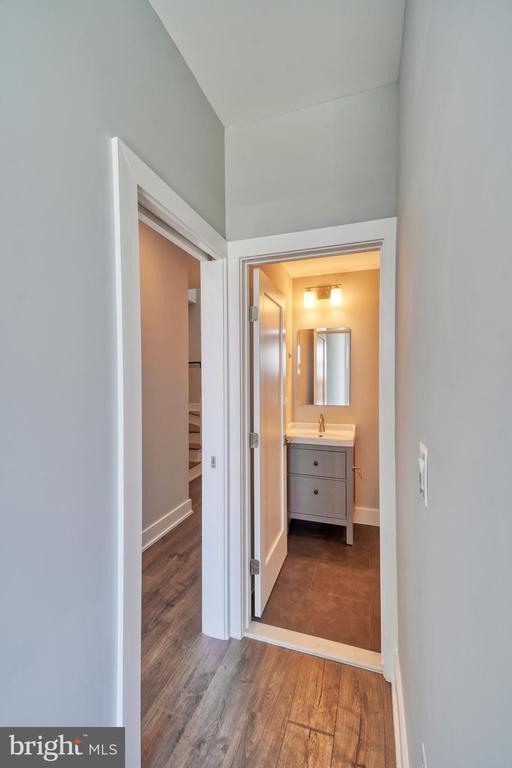2013 BENNING ROAD NE 8