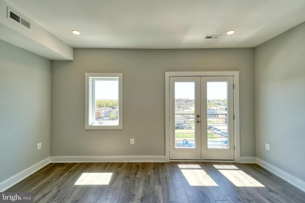 2013 BENNING ROAD NE 8
