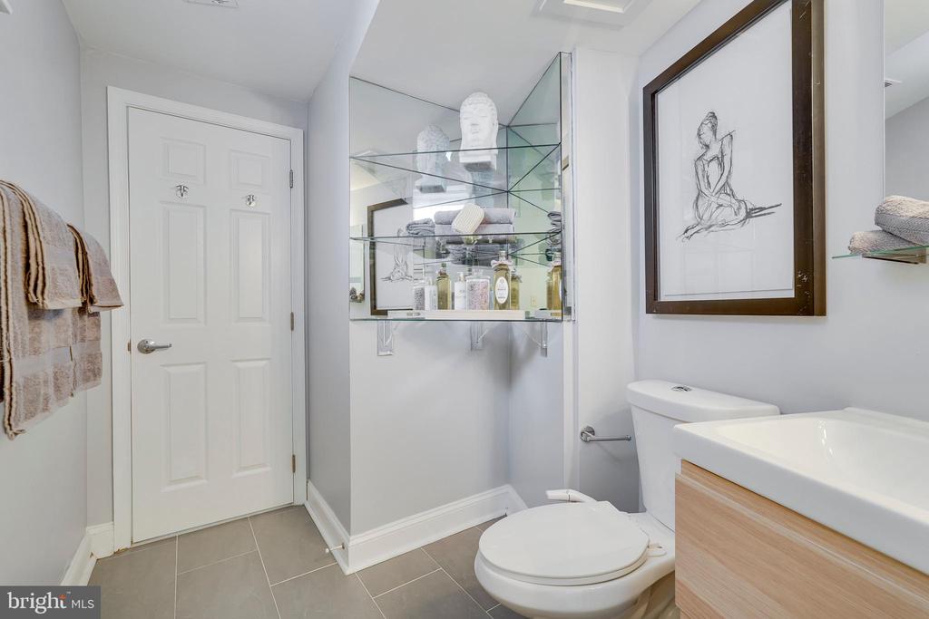 1938 BILTMORE STREET NW D