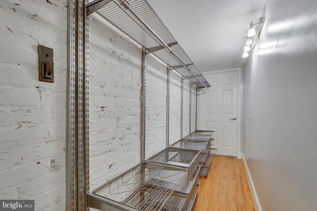 1938 BILTMORE STREET NW D