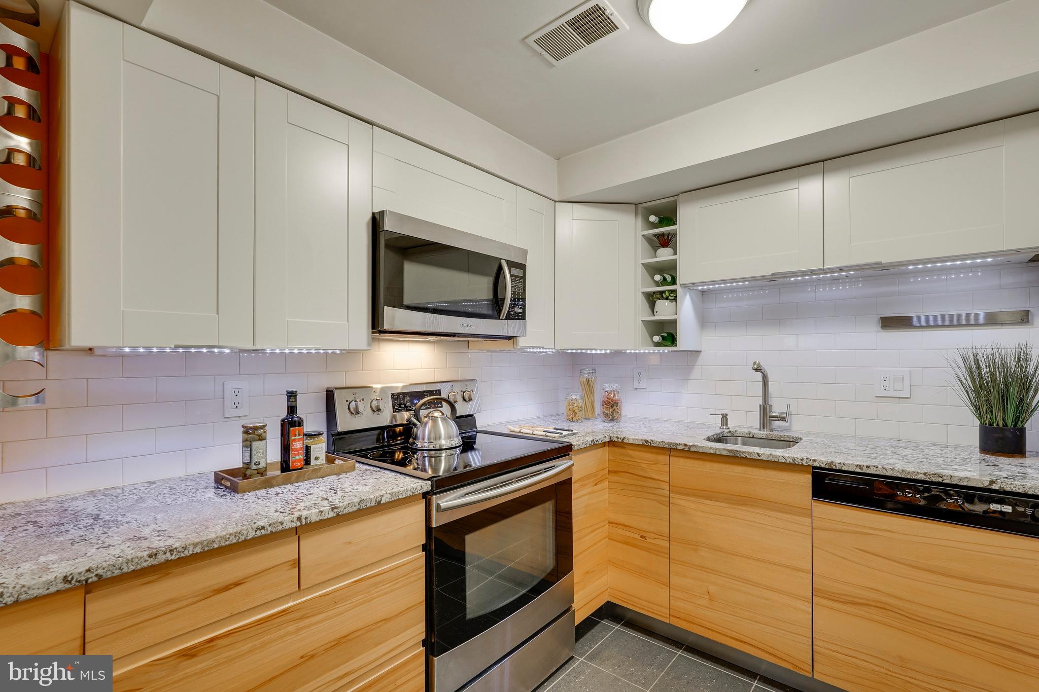 1938 BILTMORE STREET NW D