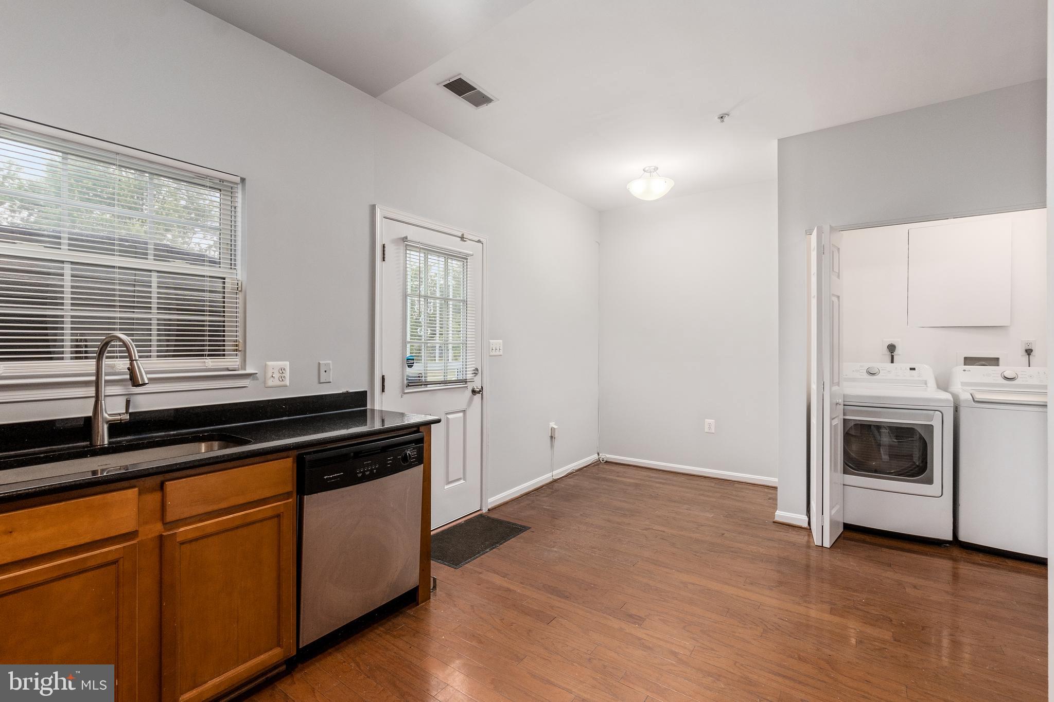 1439 SE SHIPPEN LANE SE