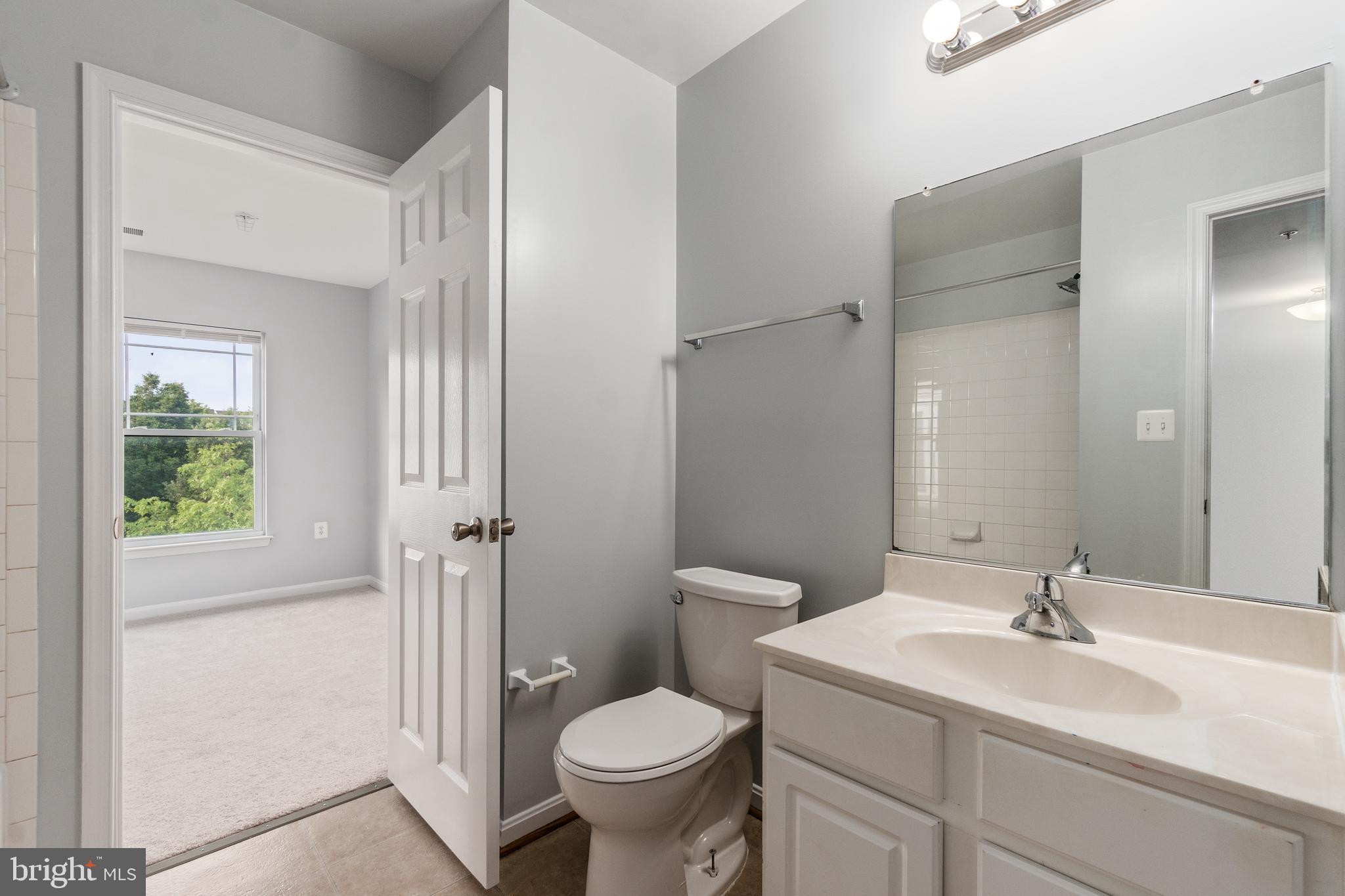 1439 SE SHIPPEN LANE SE