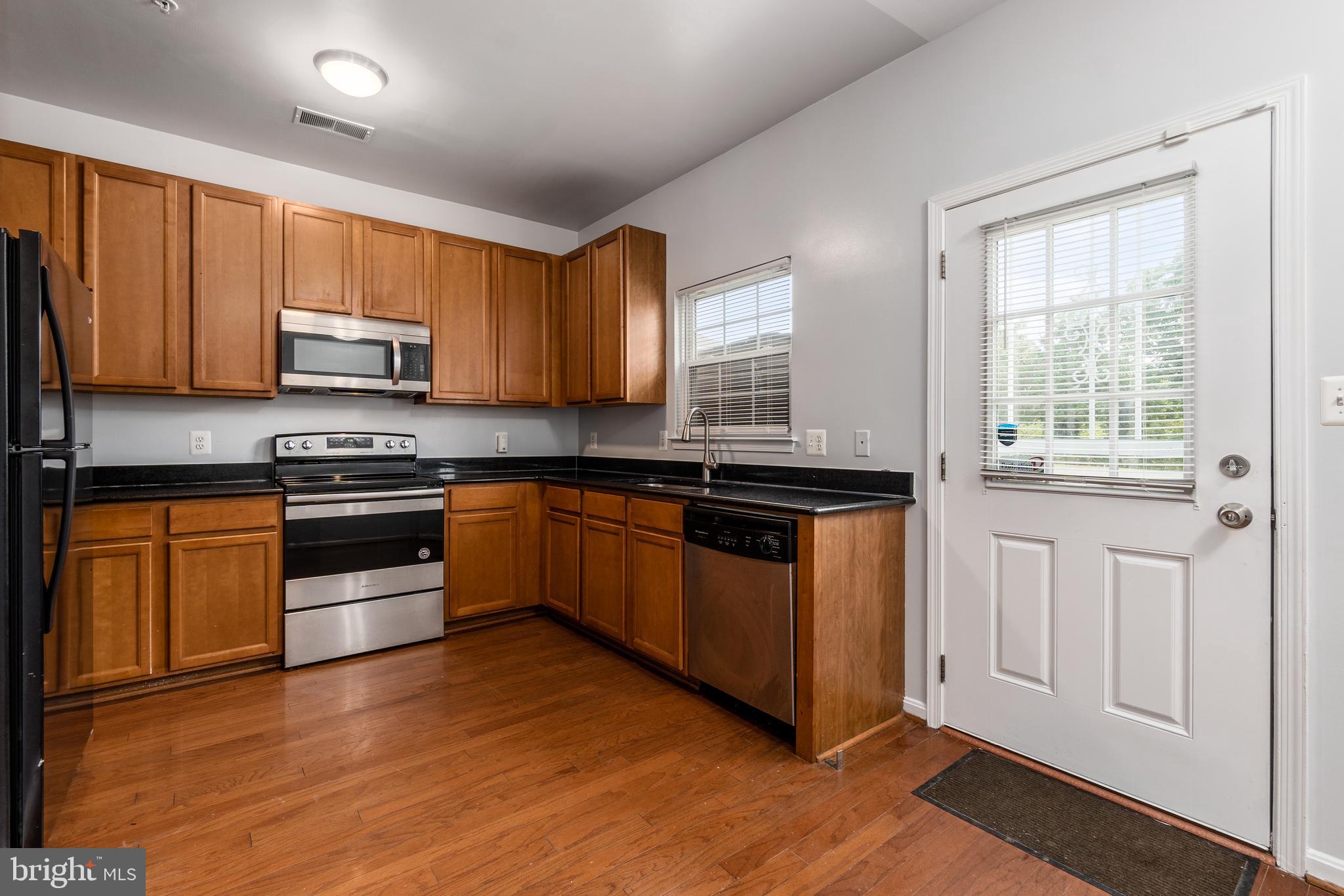 1439 SE SHIPPEN LANE SE