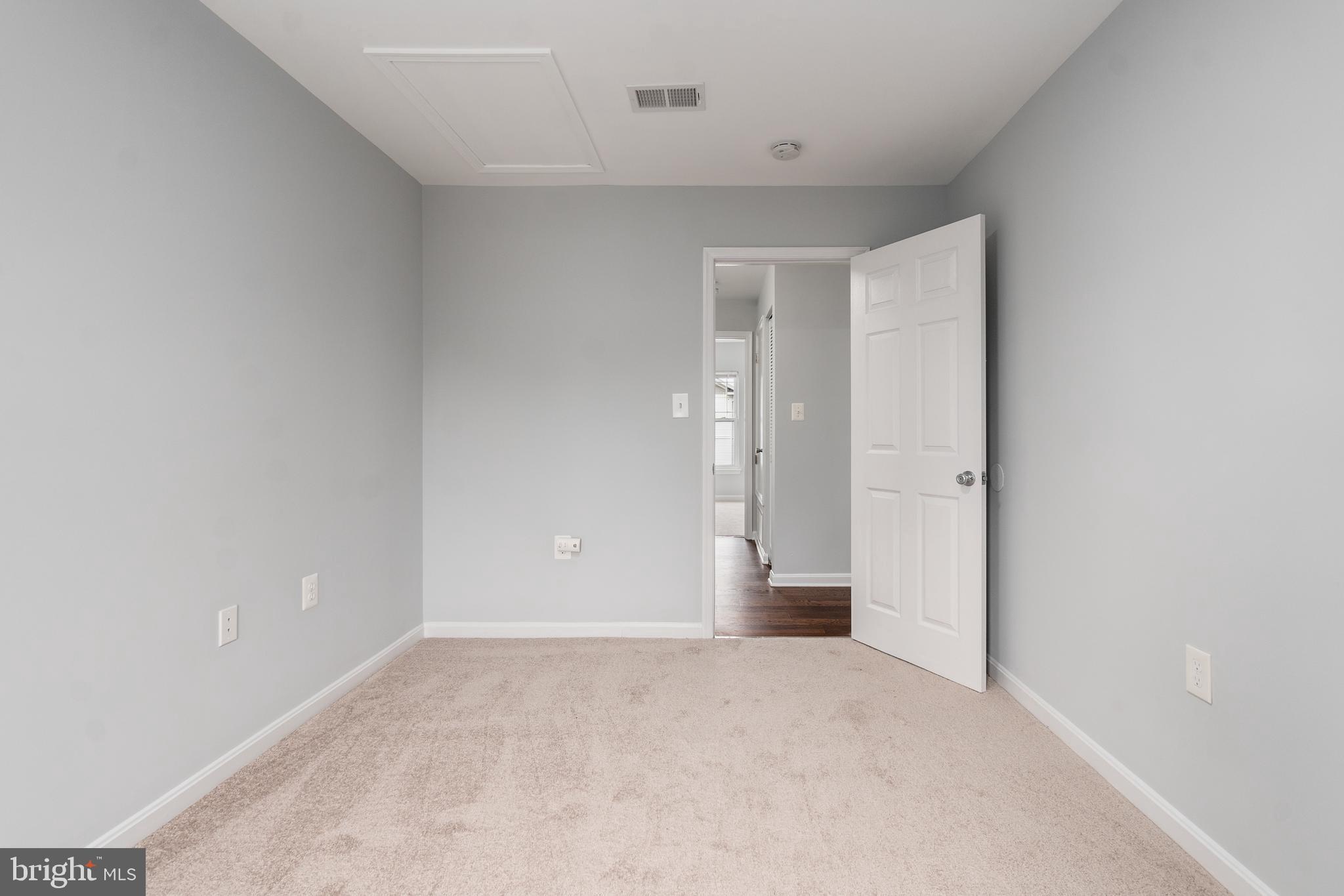 1439 SE SHIPPEN LANE SE