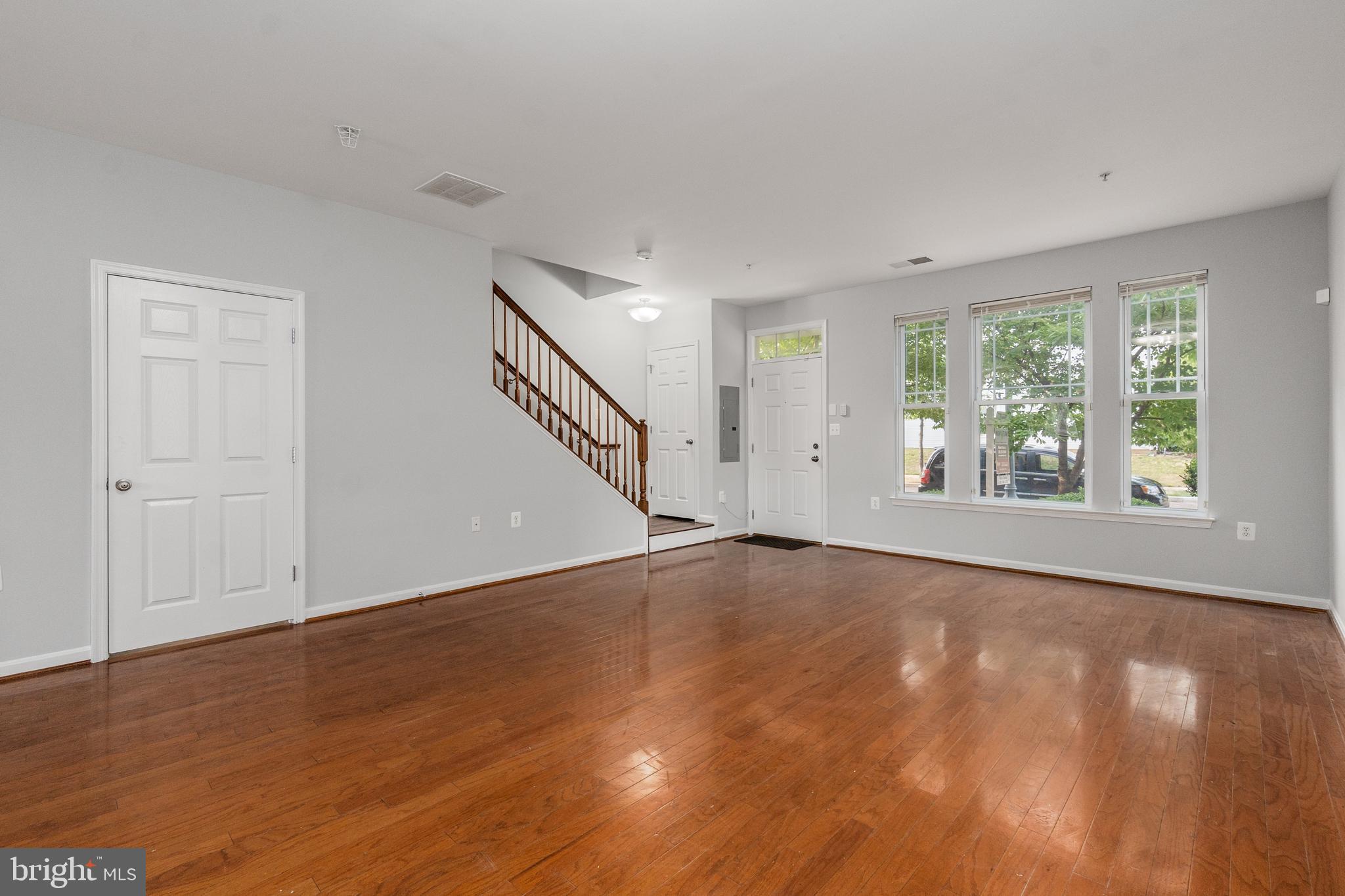 1439 SE SHIPPEN LANE SE