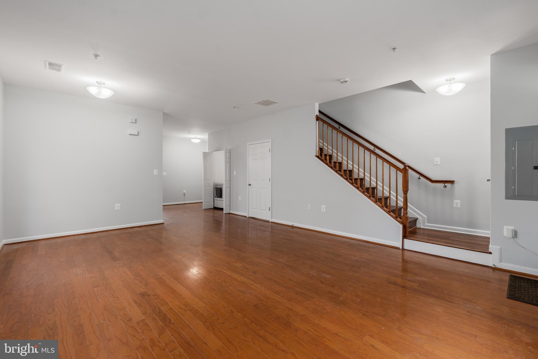 1439 SE SHIPPEN LANE SE