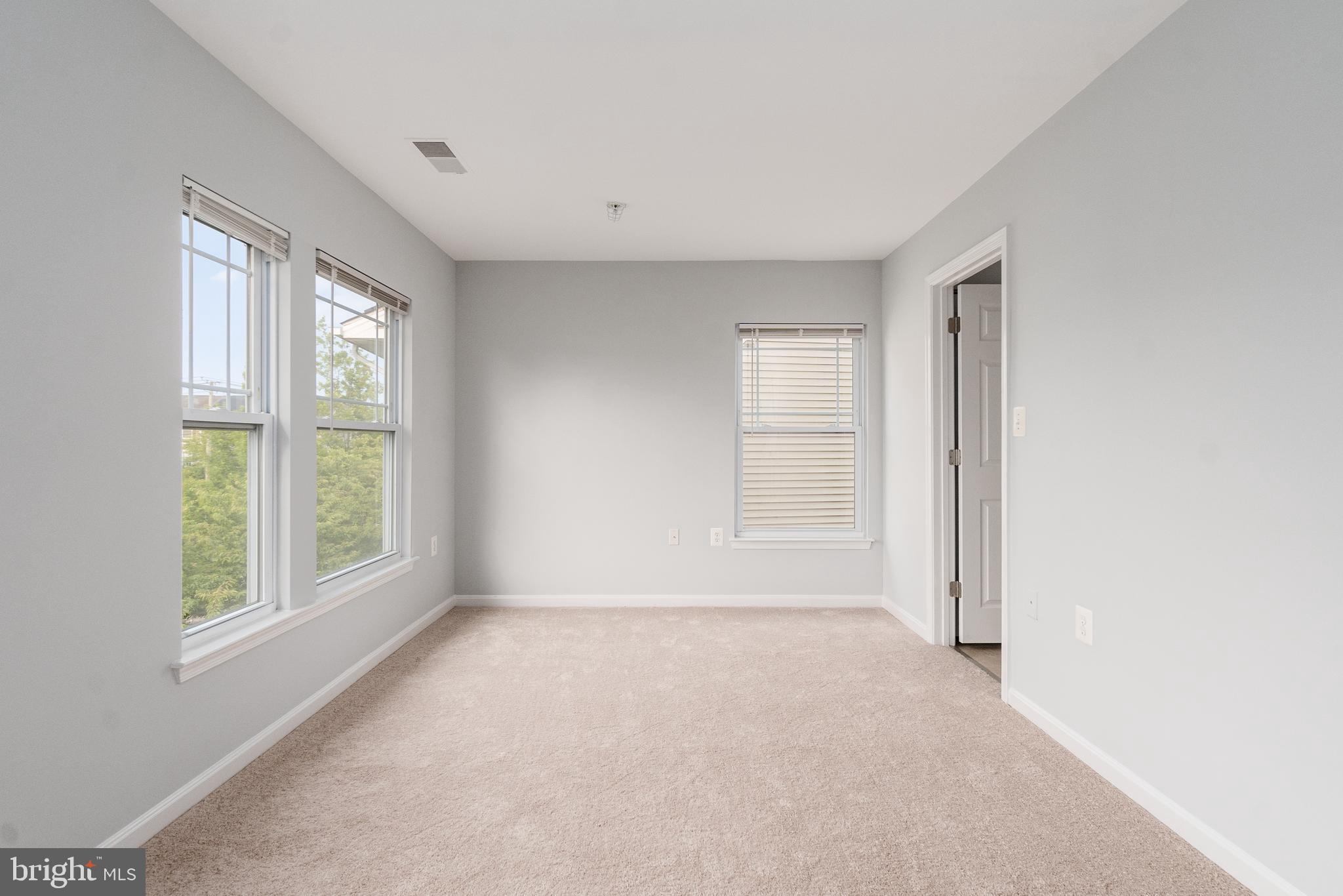 1439 SE SHIPPEN LANE SE