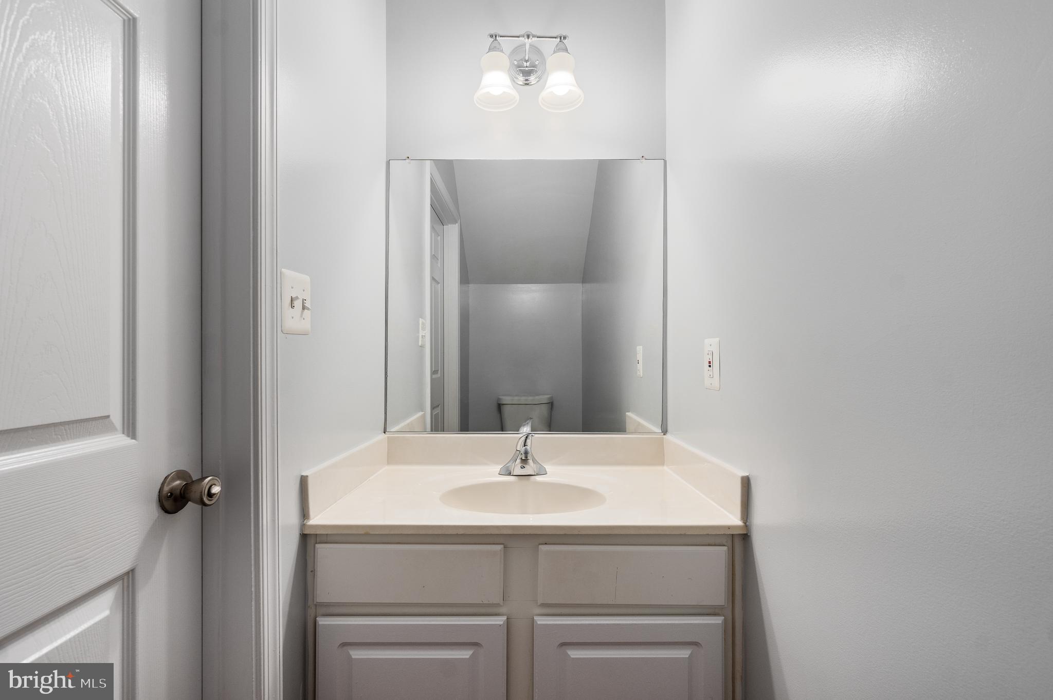 1439 SE SHIPPEN LANE SE