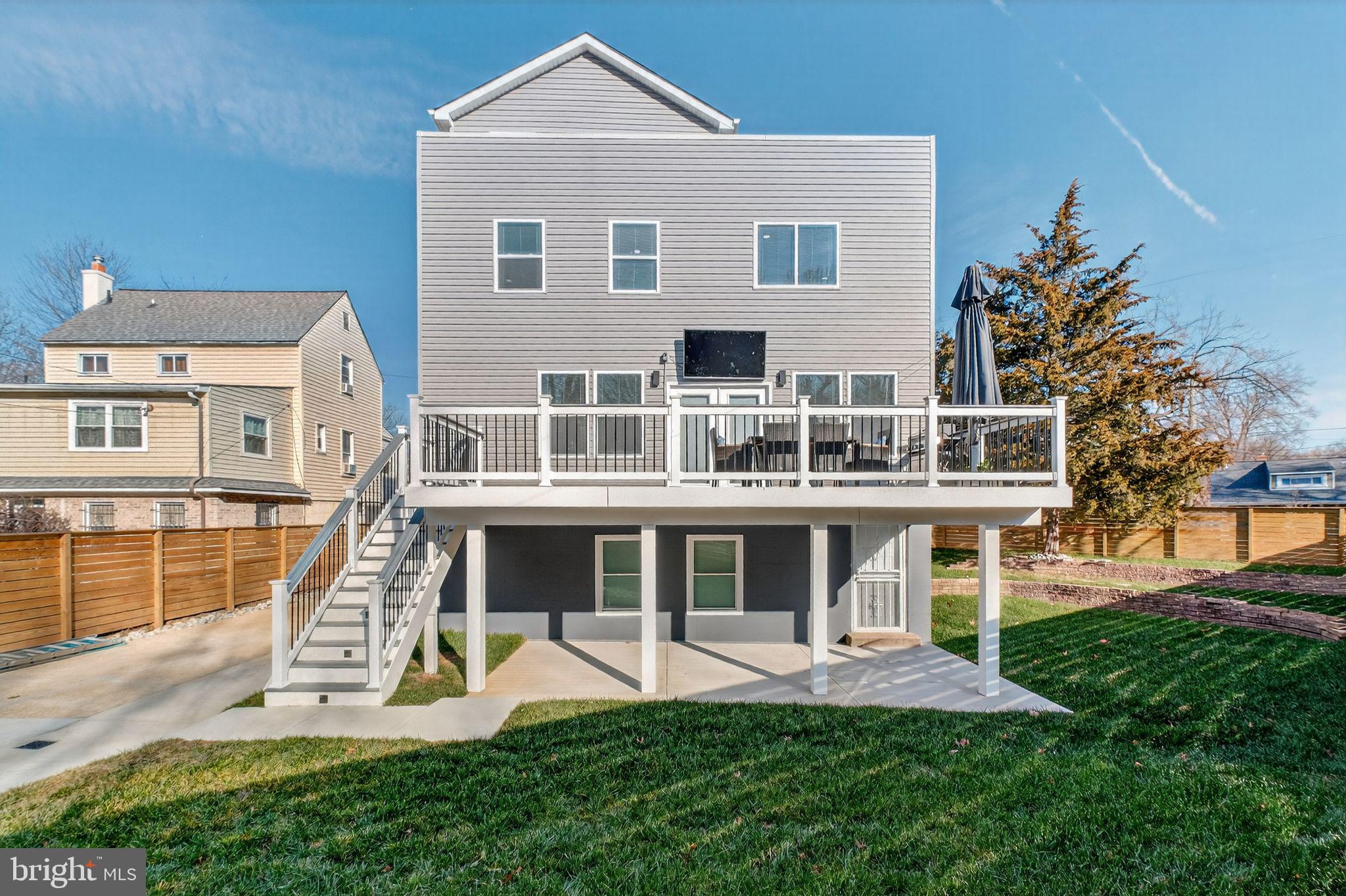 3151 NEWTON STREET NE