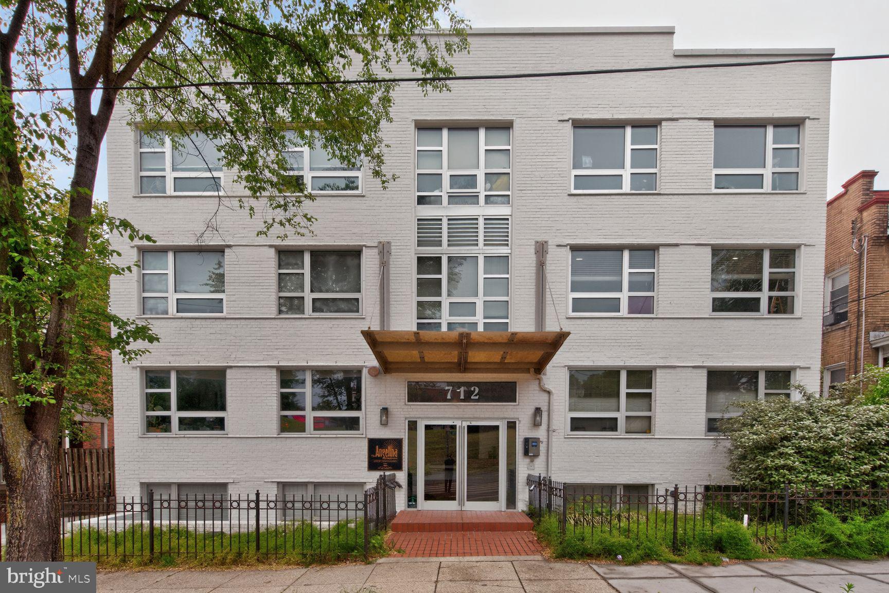 712 MARIETTA PLACE NW 204
