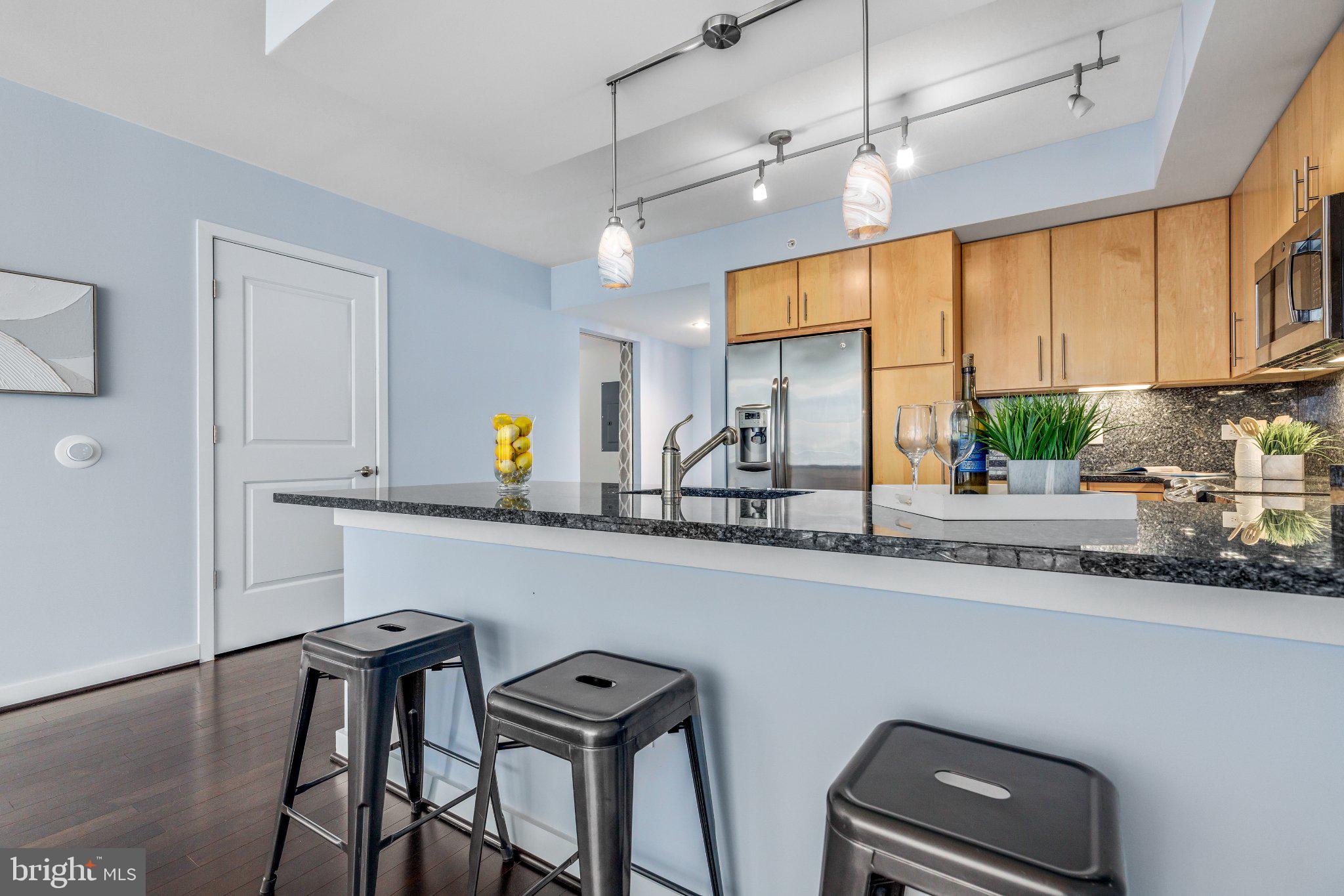 1025 FIRST STREET SE 611