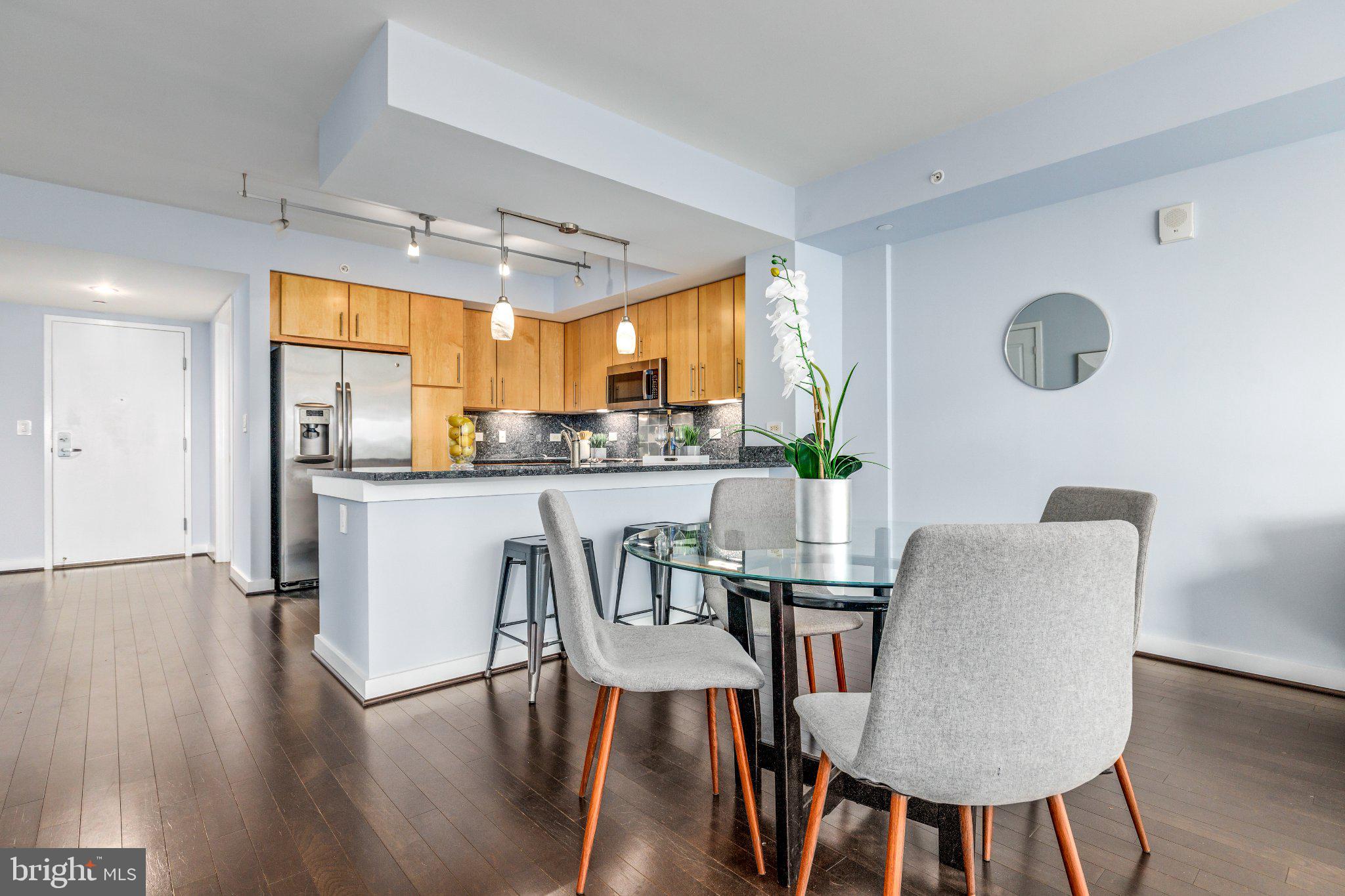 1025 FIRST STREET SE 611