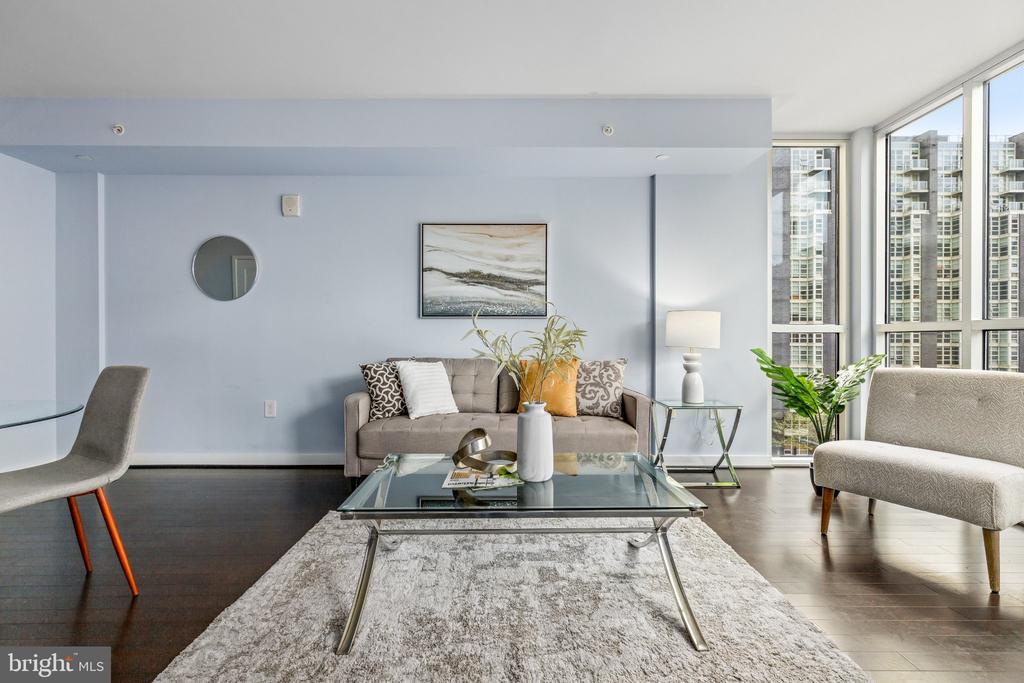 1025 FIRST STREET SE 611