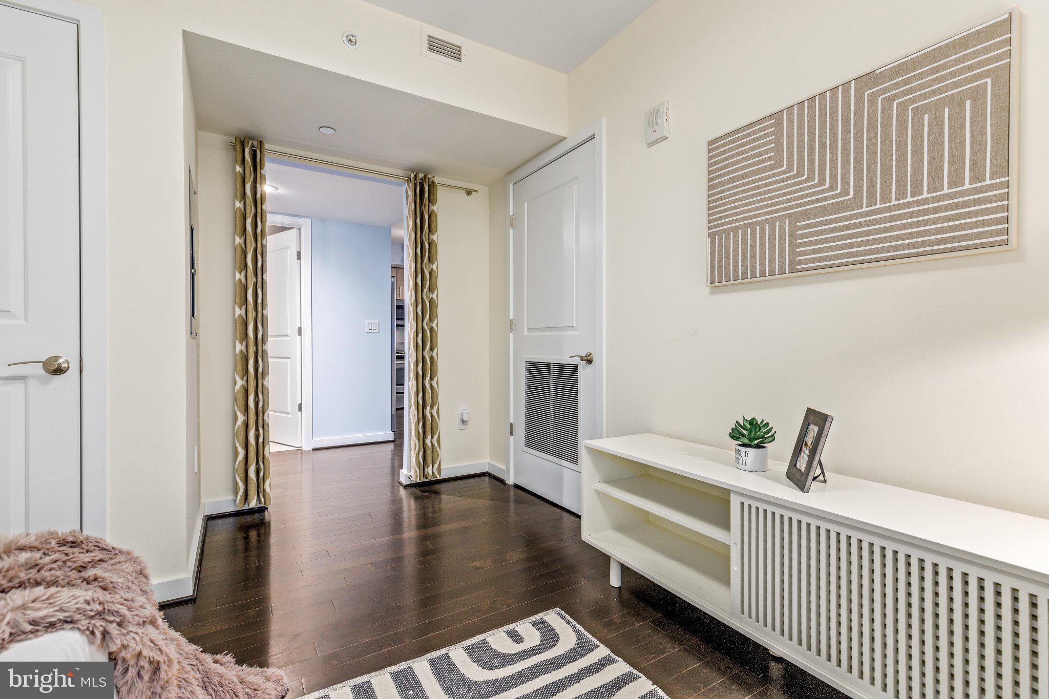 1025 FIRST STREET SE 611