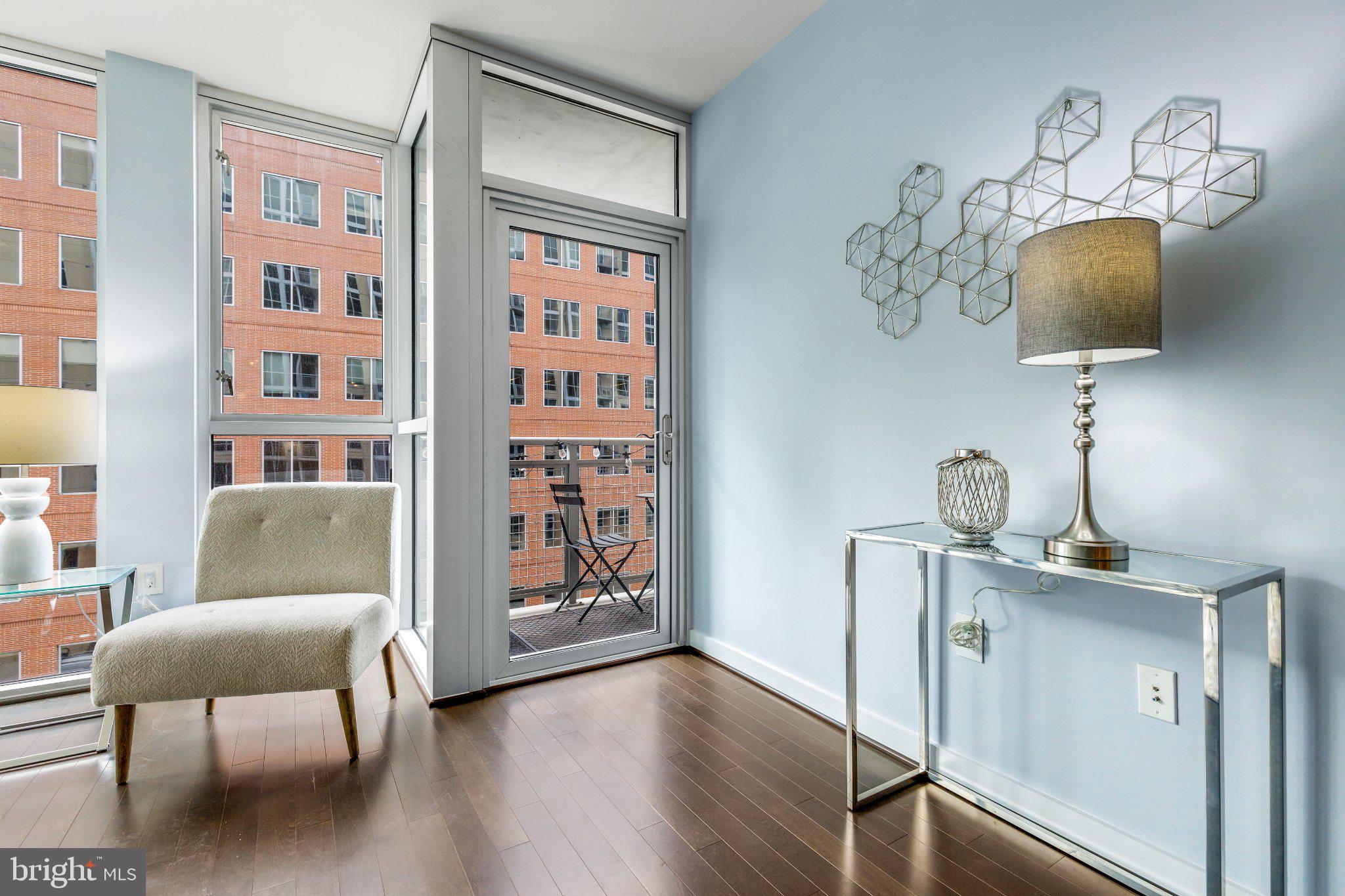 1025 FIRST STREET SE 611