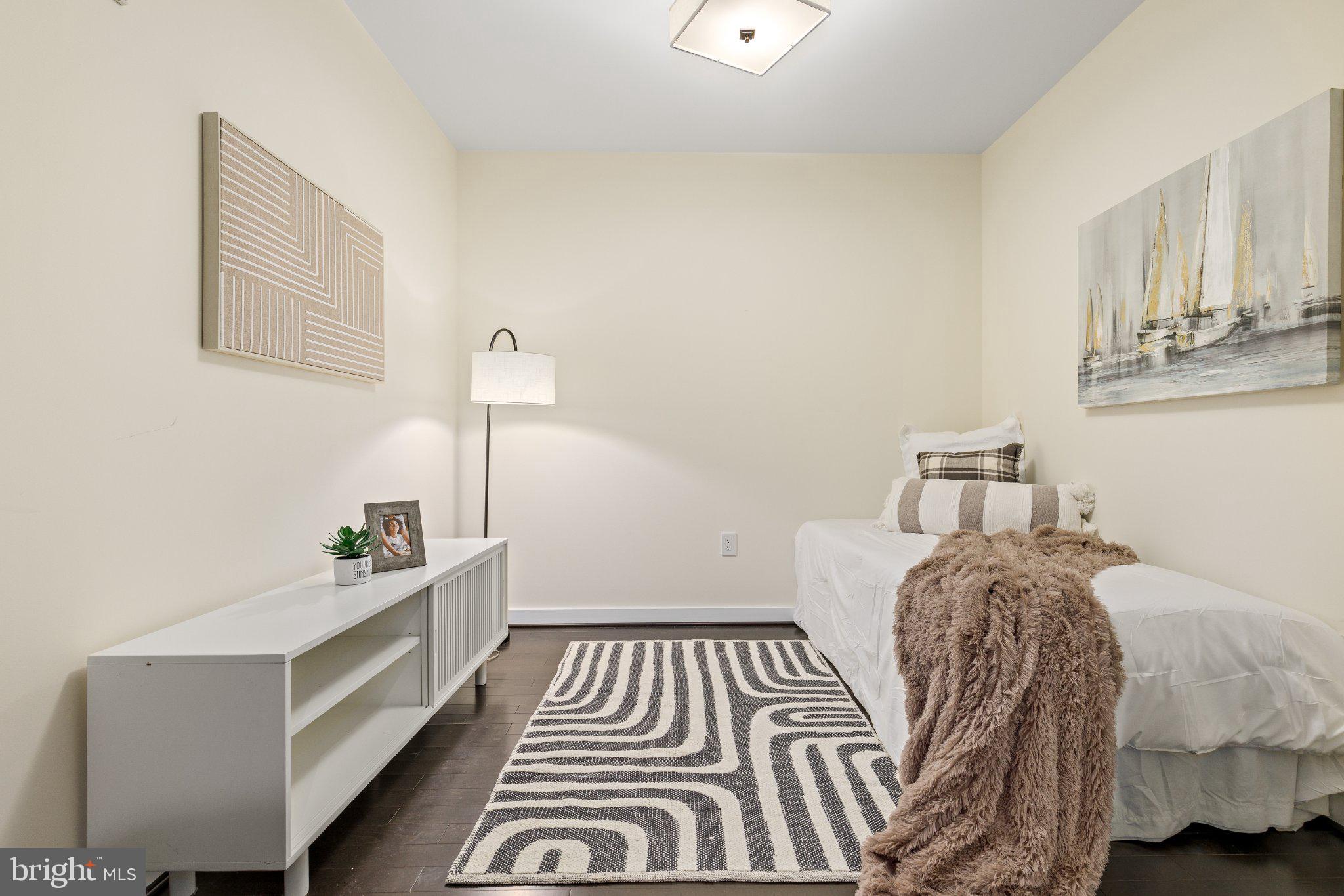 1025 FIRST STREET SE 611