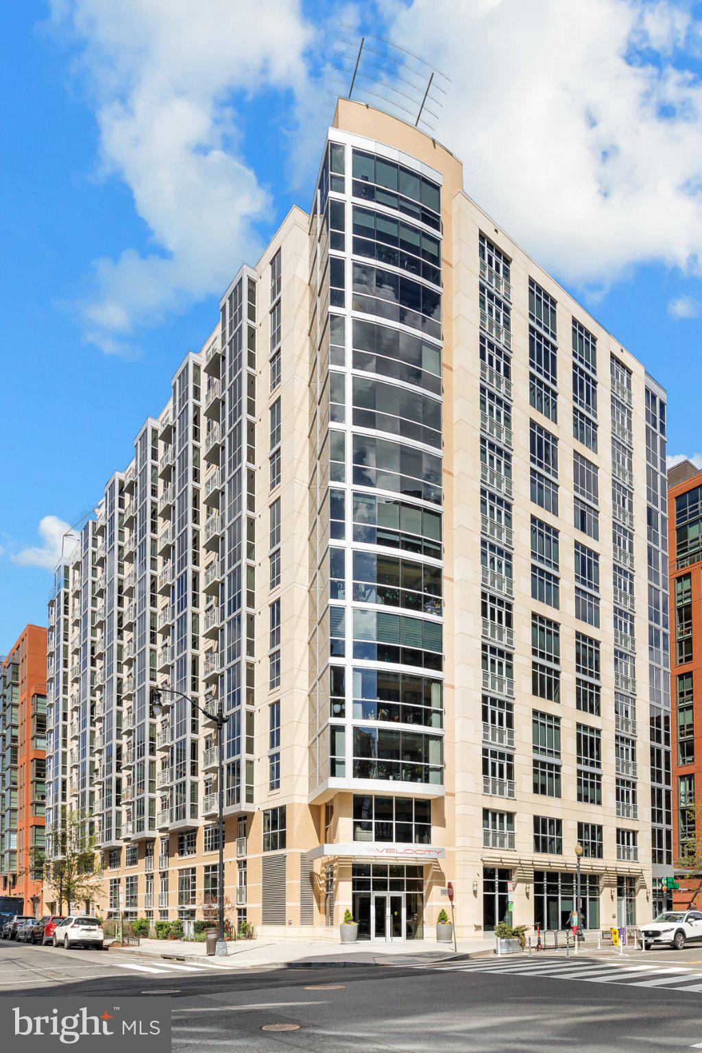 1025 FIRST STREET SE 611