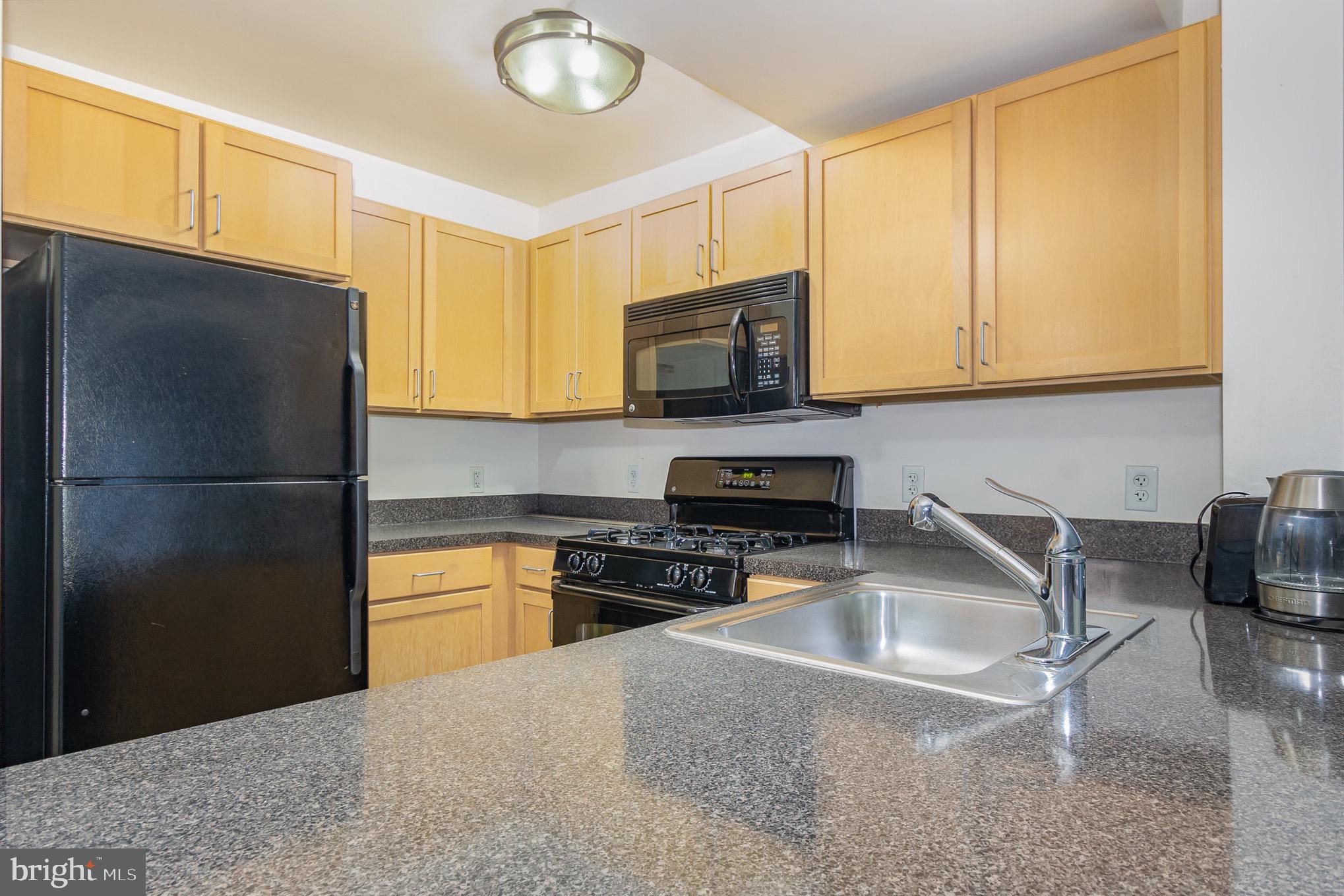 800 4TH STREET SW N322