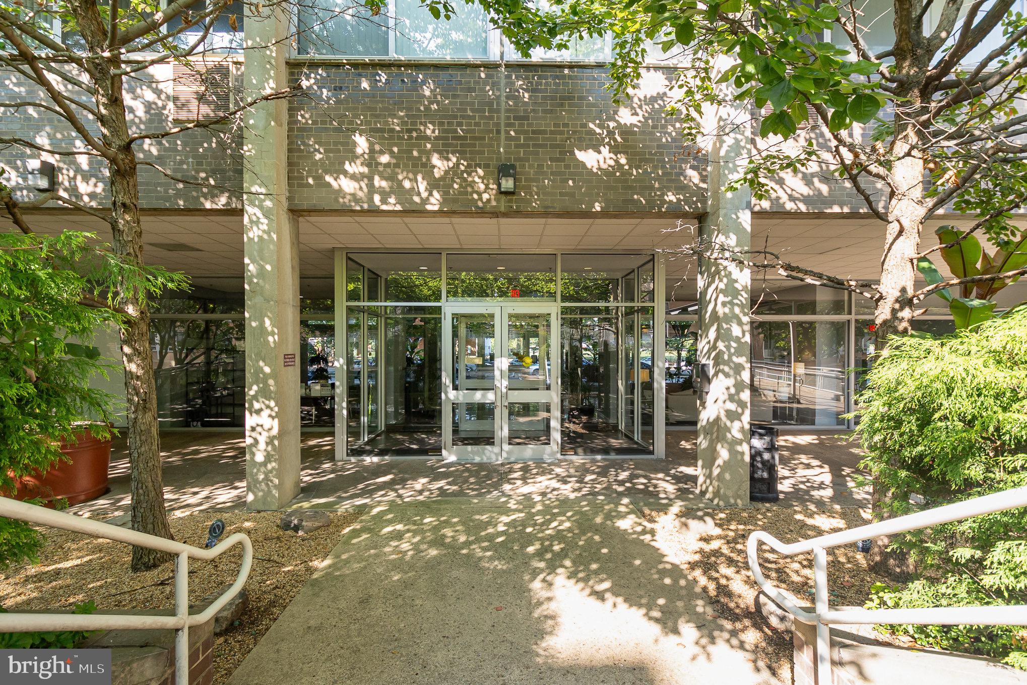 800 4TH STREET SW N322