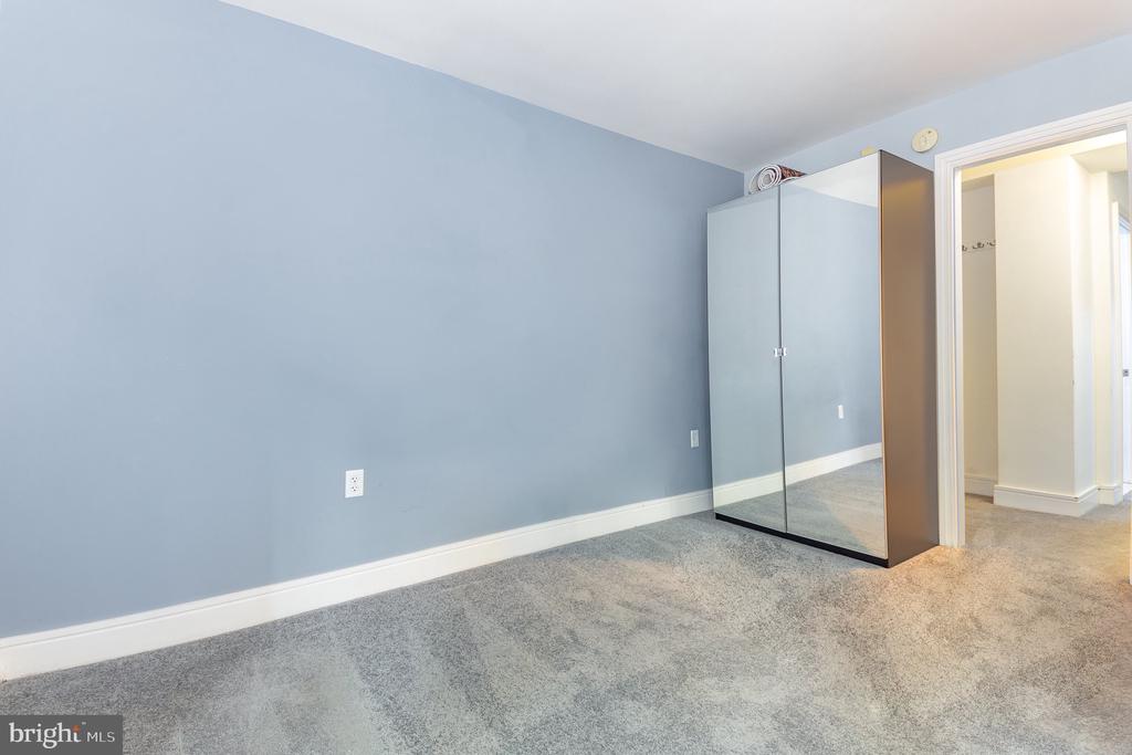 800 4TH STREET SW N322