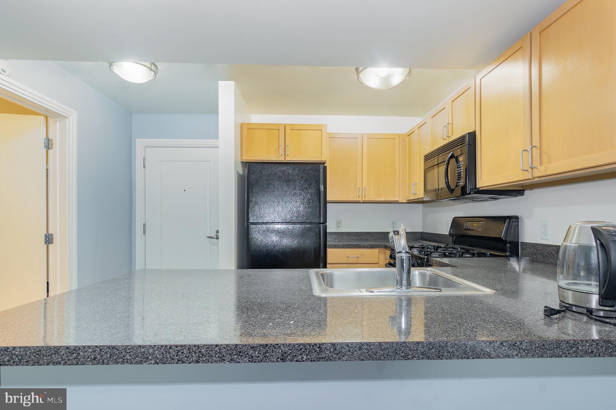 800 4TH STREET SW N322