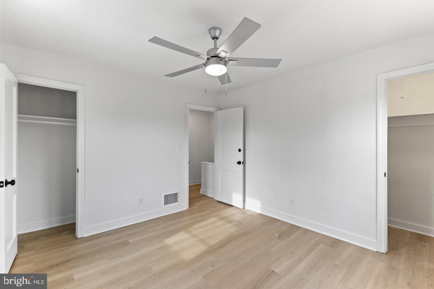 210 62ND STREET NE