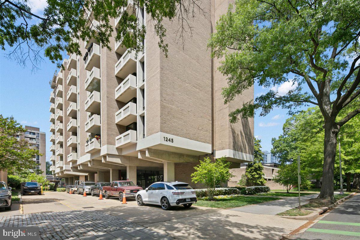 1245 4TH STREET SW E707