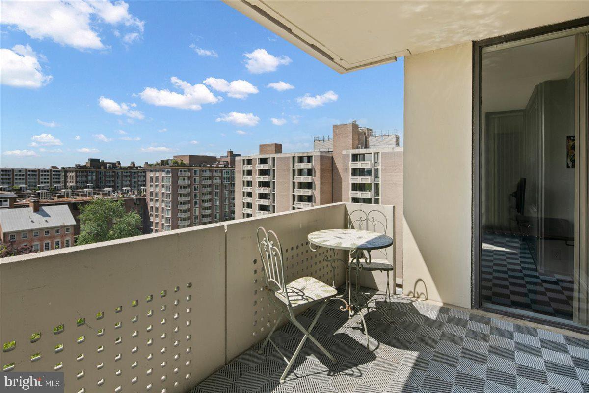 1245 4TH STREET SW E707