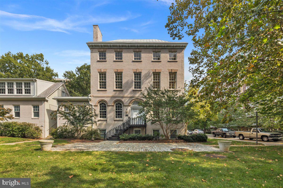 1245 4TH STREET SW E707