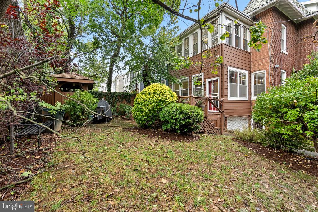 1501 CRITTENDEN STREET NW