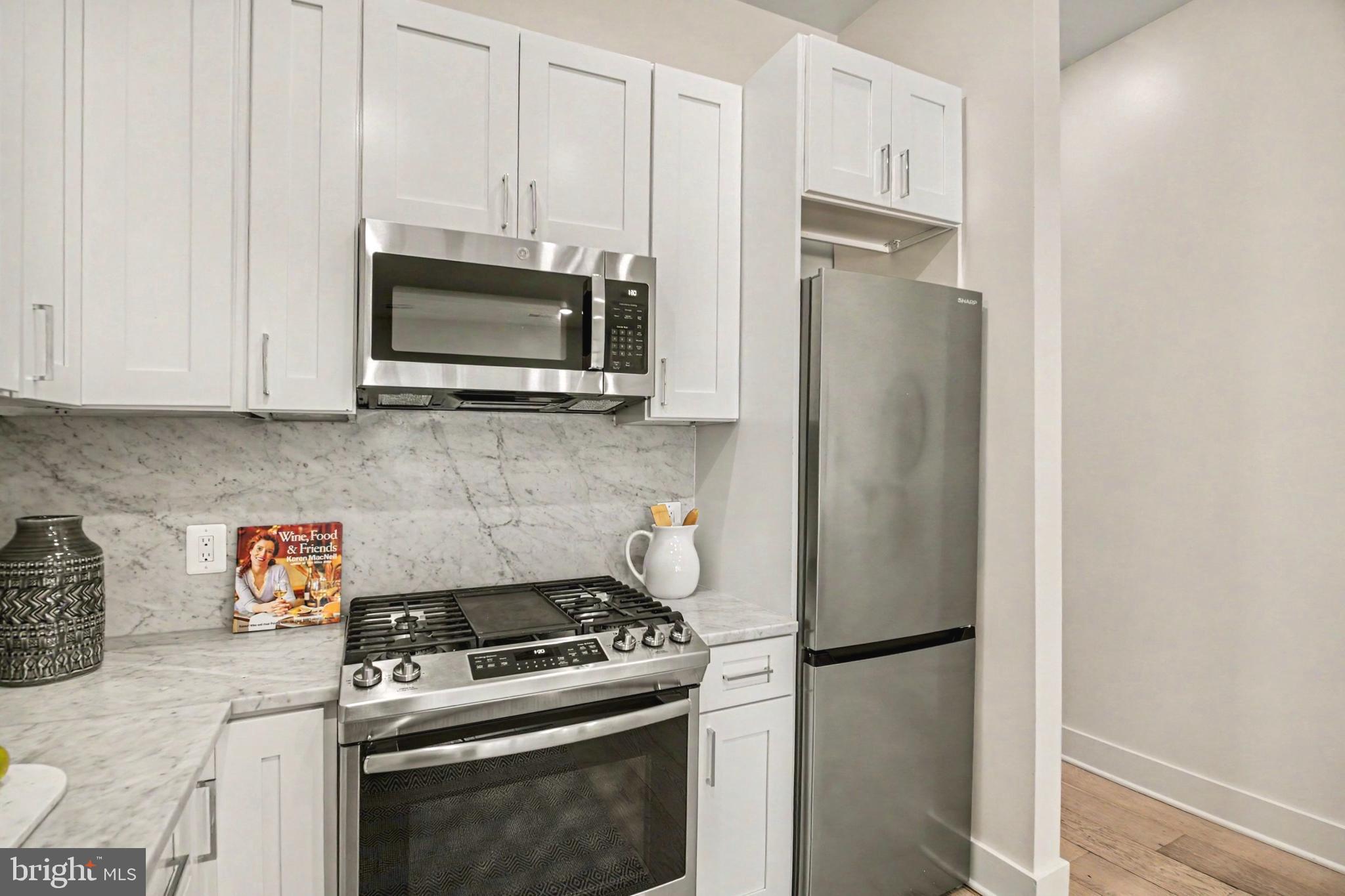 1009 17TH STREET NE 11