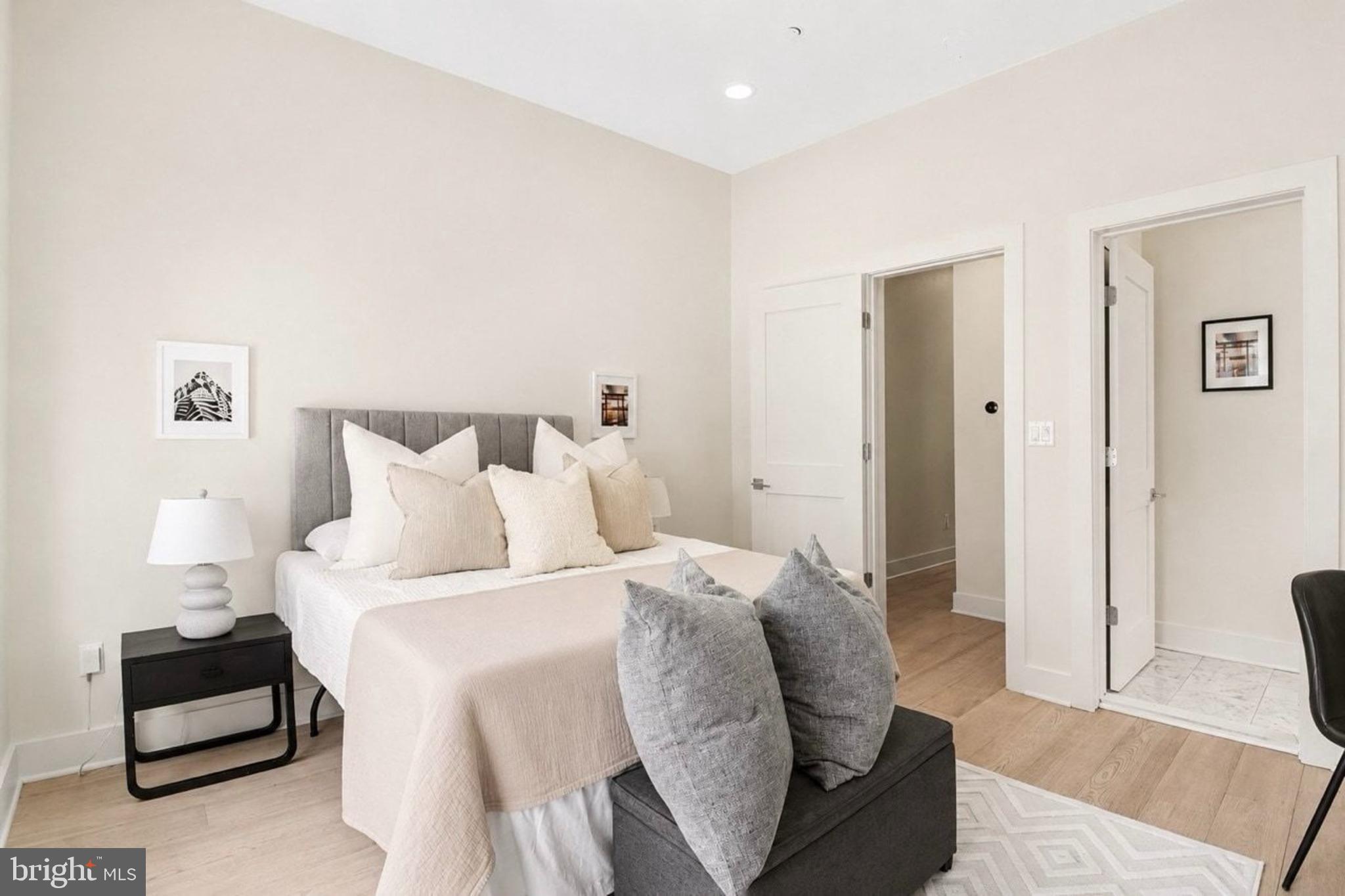 1009 17TH STREET NE 11