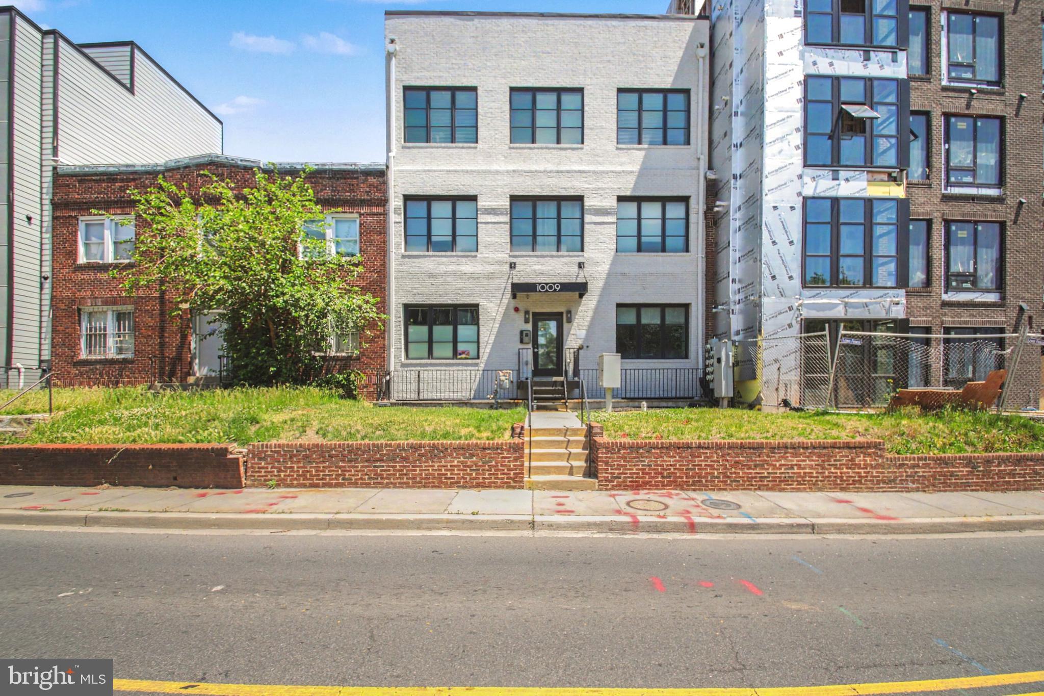 1009 17TH STREET NE 11