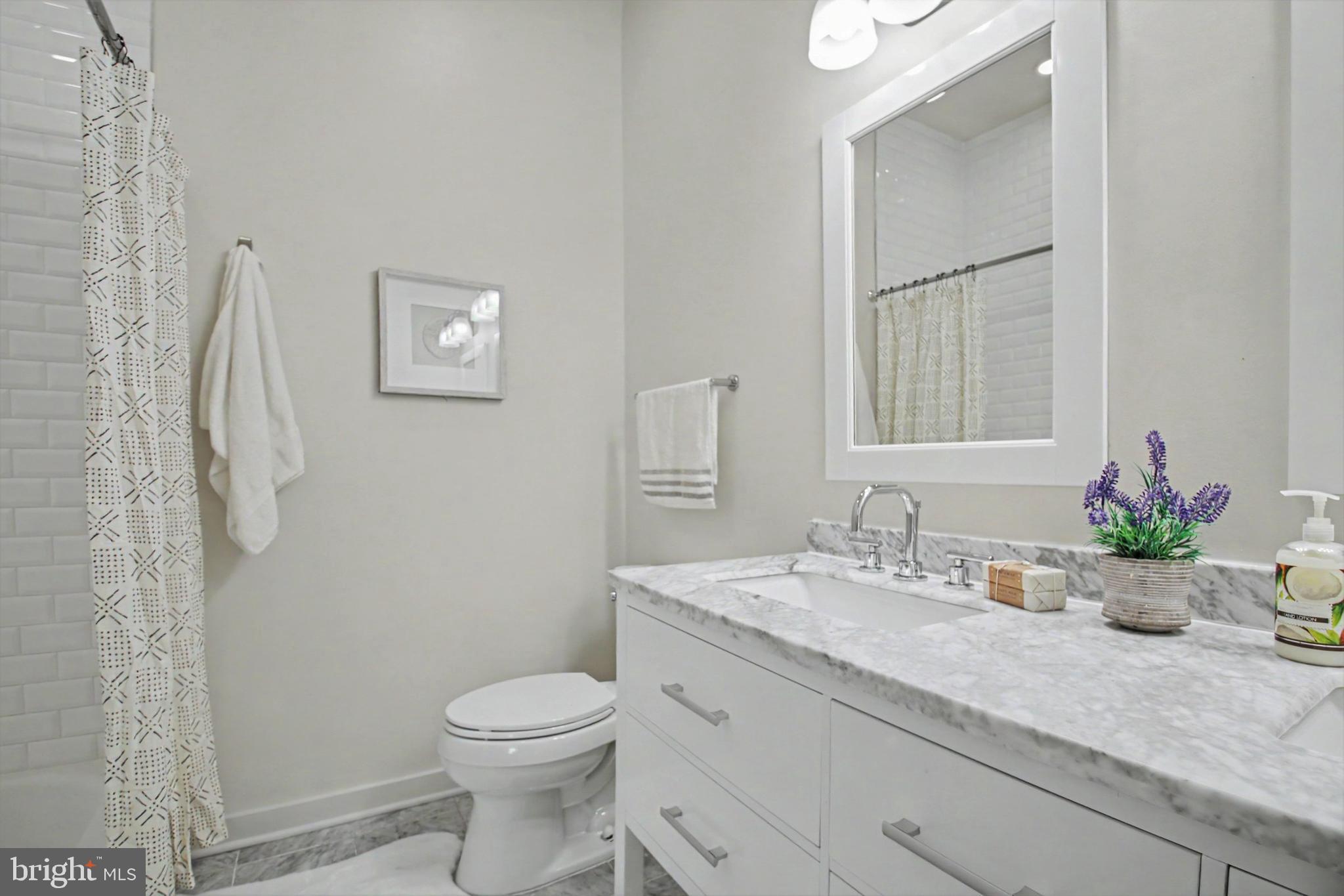1009 17TH STREET NE 11