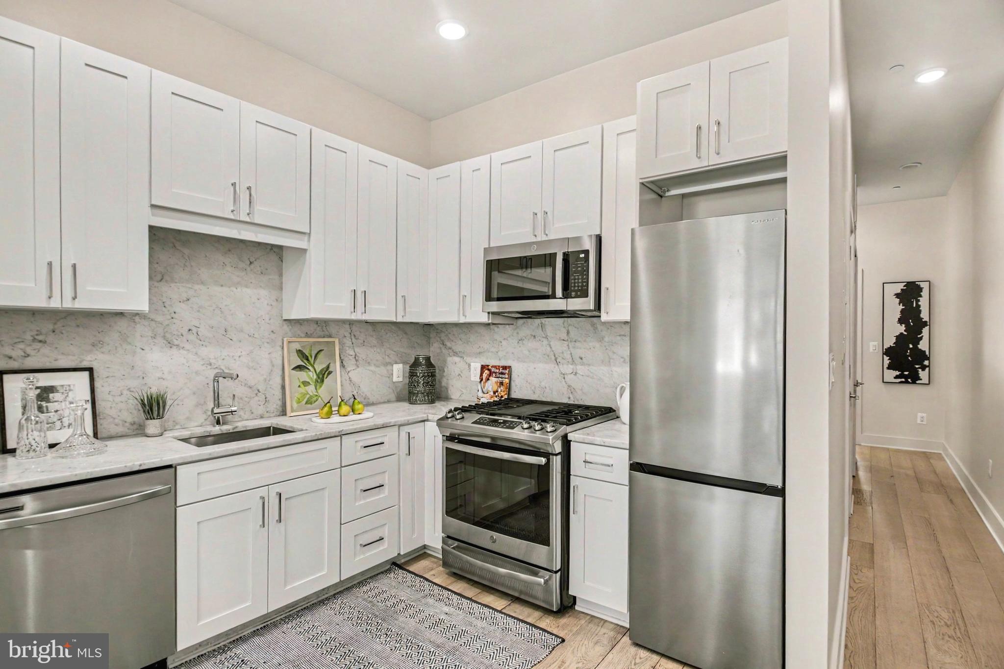 1009 17TH STREET NE 11