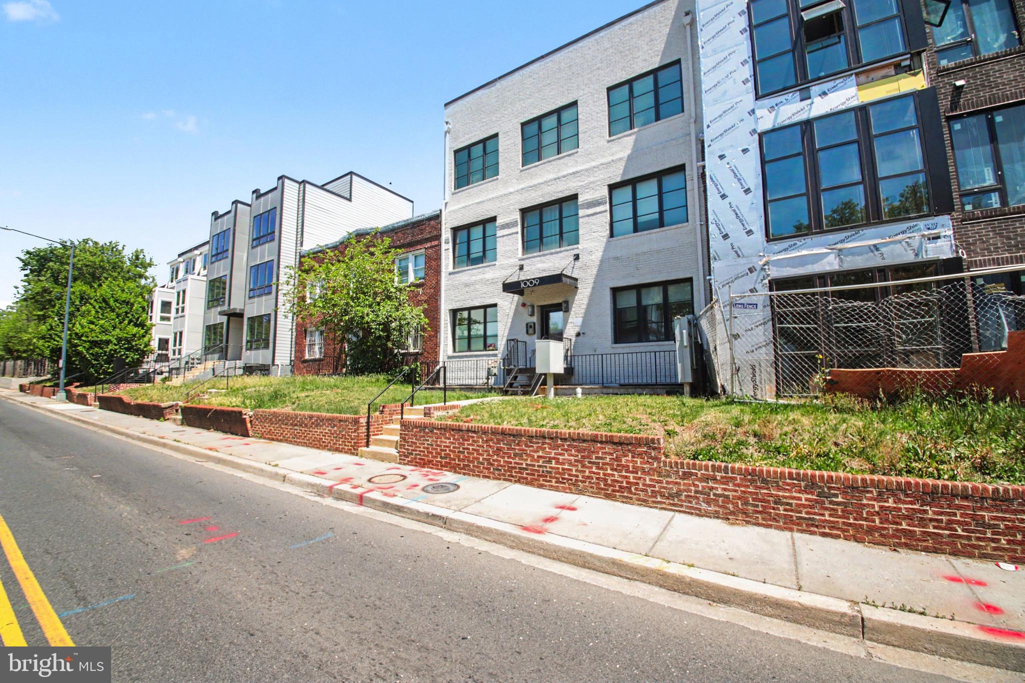 1009 17TH STREET NE 11