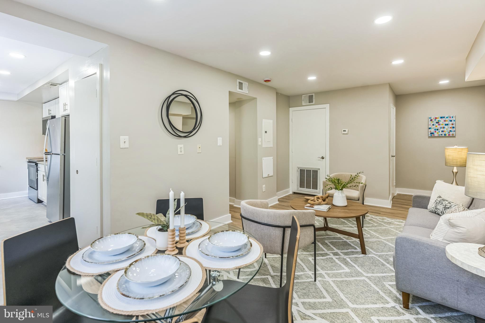 212 OAKWOOD STREET SE 115