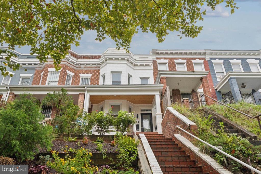 731 FAIRMONT STREET NW 1